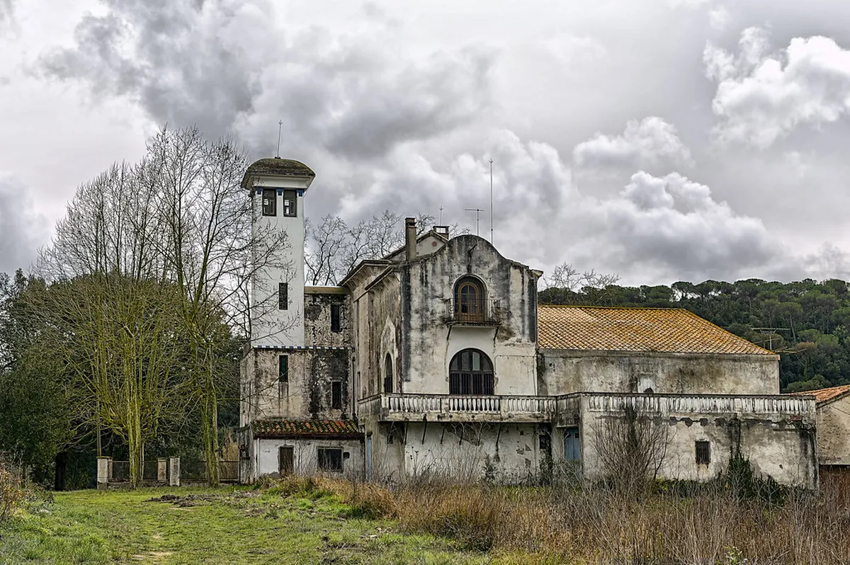 How to Walk to Casal de Loivos Viewpoint in Pinhão